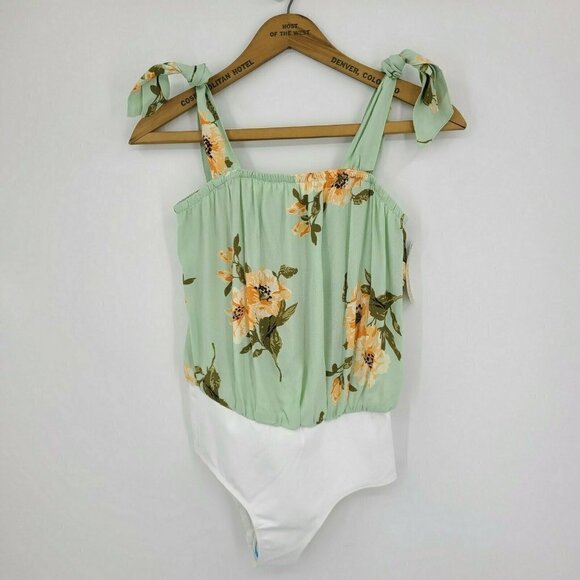 New Flynn Skye Karlie Bodysuit Womens XS/S Mint Gatherings Tie Shoulders Floral - Picture 1 of 4